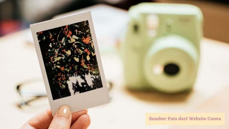 Kamera Polaroid untuk Buat Foto