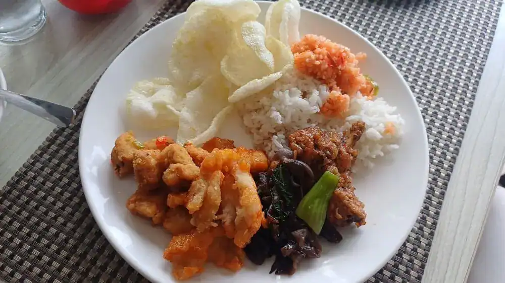 menu sarapan di hotel